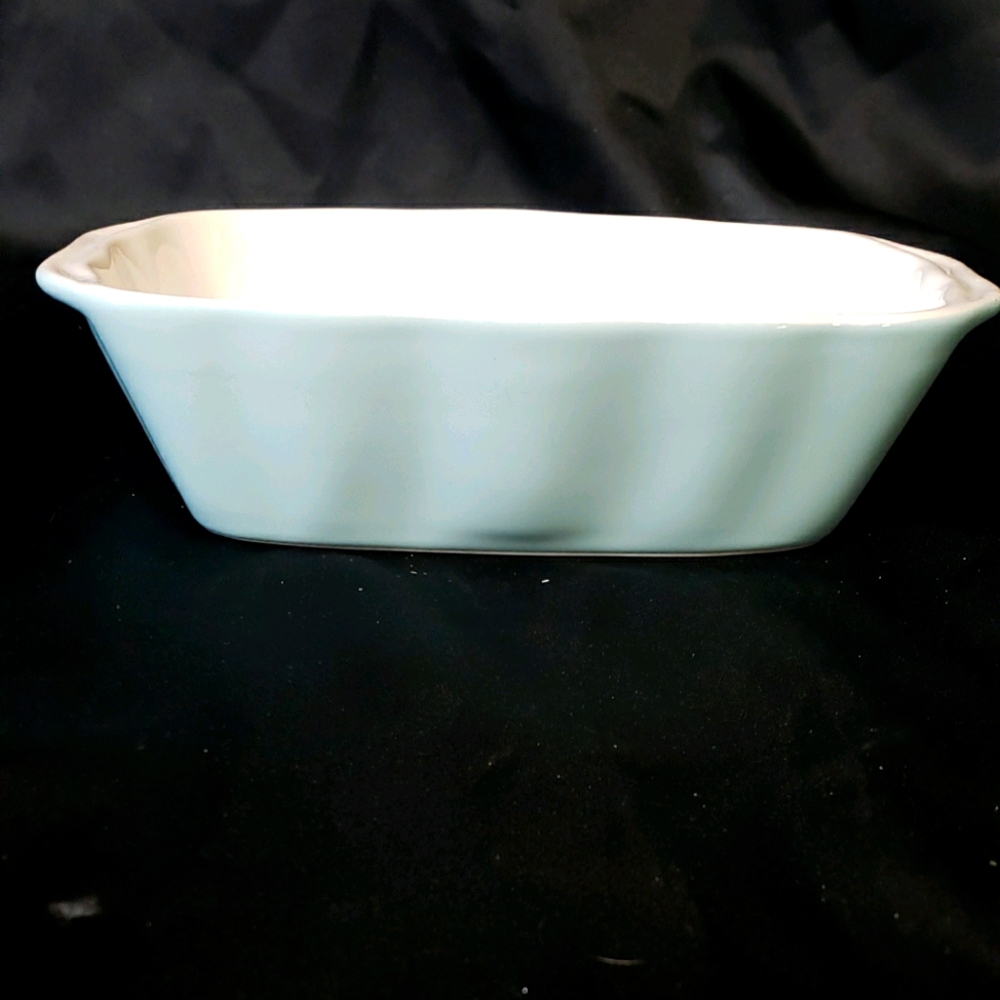 10 strawberry street bread/loaf pan